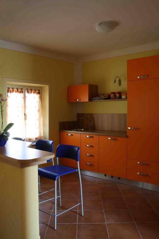 B&B 21 Cannobio Rum bild