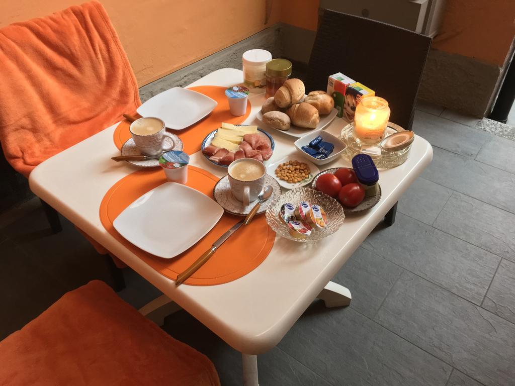 B&B 21 Cannobio Exteriör bild